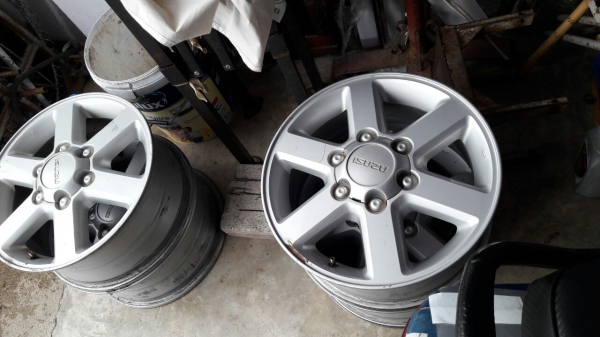 ขอบ16 สีเดิม