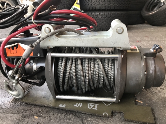 วินช์ Warn M12000 USA  12-24 Volts