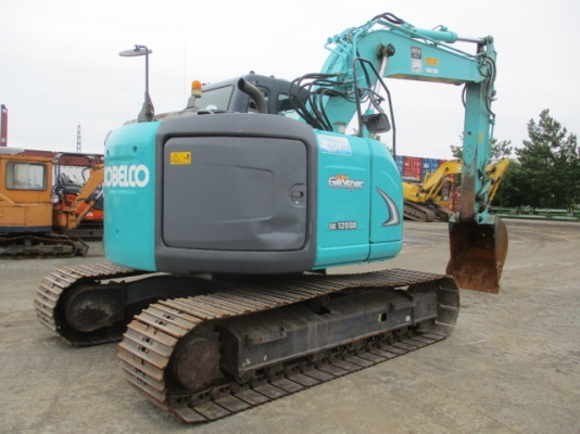 ขายรถขุดนำเข้าจากประเทศญี่ปุ่น kobelco sk125yy06 รุ่น8 สนใจติดต่อสอบถาม 0923309229 อีด