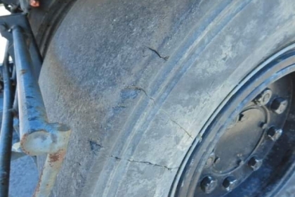 ขาย รถบด 7 ล้อ SUMITOMO HN200WT ปี 1998 เครื่องยนต์ อีซุซุ 6BG1 พร้อมใช้งาน นำเข้าเองจากประเทศญี่ปุ่น ติดต่อ 063-9316985 ID LINE : 0639316985 ครับ