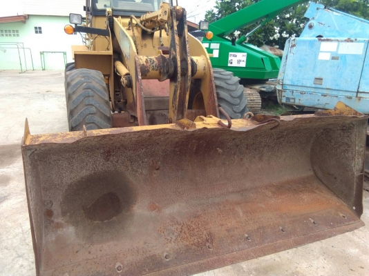 รถตักCAT910F