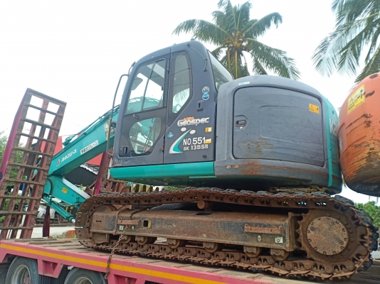 มาใหม่จ้า. KOBELCO SK135SR-2. YY05. เก่านอกแท้  เดิมๆๆ  สภาพสวย  มีลายแย๊กพร้อมใช้พร้อมใช้ โทร 089-3818694 จ๊อย