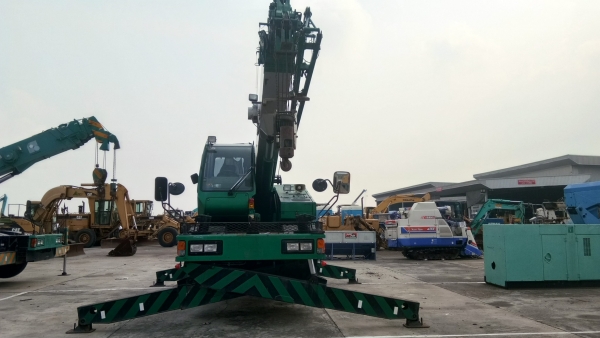 TADANO TR100M-1 ขนาด 10 ตัน นำเข้าจากญี่ปุ่น รถปี2000 สนใจติดต่อ ผึ้ง 095-0563605 TADANO TR100M-1 ขนาด 10 ตัน นำเข้าจากญี่ปุ่น รถปี2000 สนใจติดต่อ ผึ้ง 095-0563605