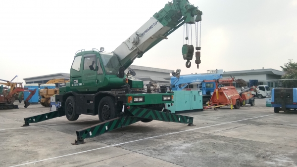 TADANO TR100M-1 ขนาด 10 ตัน นำเข้าจากญี่ปุ่น รถปี2000 สนใจติดต่อ ผึ้ง 095-0563605