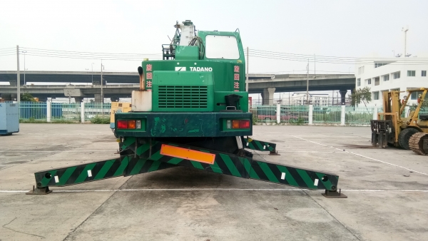 TADANO TR100M-1 ขนาด 10 ตัน นำเข้าจากญี่ปุ่น รถปี2000 สนใจติดต่อ ผึ้ง 095-0563605 TADANO TR100M-1 ขนาด 10 ตัน นำเข้าจากญี่ปุ่น รถปี2000 สนใจติดต่อ ผึ้ง 095-0563605