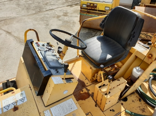 ขายรถบดล้อยาง ยี่ห้อ SAKAI T600C นำเข้าจากประเทศญี่ปุ่นแท้ 100\% สภาพสวย ไม่เคยใช้งานในไทย ขายรถบดล้อยาง ยี่ห้อ SAKAI T600C นำเข้าจากประเทศญี่ปุ่นแท้ 100\% สภาพสวย ไม่เคยใช้งานในไทย