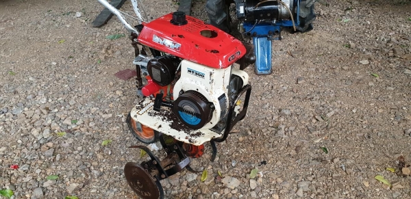 รถพรวนดิน