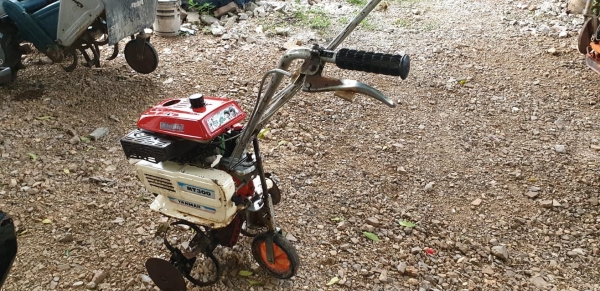 รถพรวนดิน