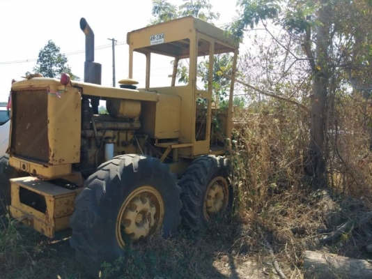 รถเกรด 12F