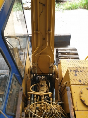 ขายรถแบ๊คโฮ CAT E70B เก่าญี่ปุ่น ขายรถแบ๊คโฮ CAT E70B เก่าญี่ปุ่น