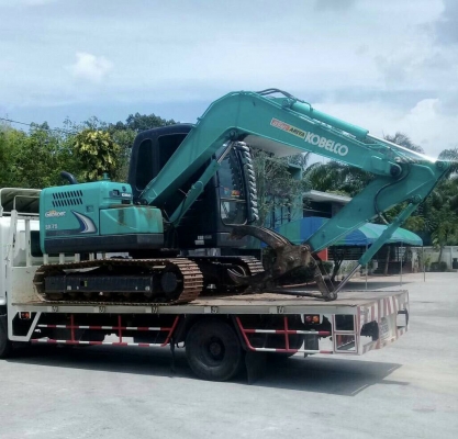 ขายKOBELCO SK75-8 ไมล์3,000ชม.หัวคีป บุ้งกี๋ ใบมีด เอกสารเล่มทะเบียนราคา 1,400,000 ขายKOBELCO SK75-8 ไมล์3,000ชม.หัวคีป บุ้งกี๋ ใบมีด เอกสารเล่มทะเบียนราคา 1,400,000