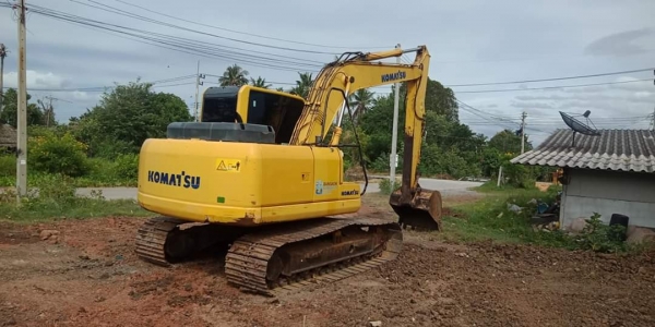 ขายจ้า..KOMATSU PC130-8 เก่าใน สภาพดี เดิมๆๆ  9,xxxชั่วโมง  เอกสารเล่มทะเบียน โทร 0893818694 จ๊อย