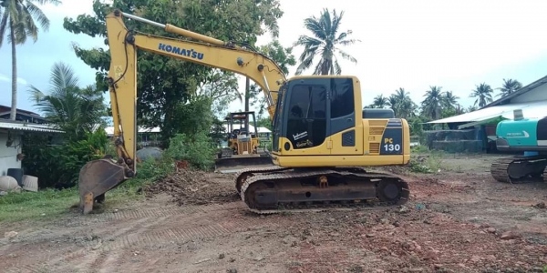 ขายจ้า..KOMATSU PC130-8 เก่าใน สภาพดี เดิมๆๆ  9,xxxชั่วโมง  เอกสารเล่มทะเบียน โทร 0893818694 จ๊อย