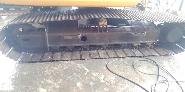 ขายจ้า..KOMATSU PC130-8 เก่าใน สภาพดี เดิมๆๆ  9,xxxชั่วโมง  เอกสารเล่มทะเบียน โทร 0893818694 จ๊อย