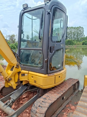 ขายจ้า..KOMATSU PC35MR-2. เก่านอกแท้  เดิมๆๆ  เครื่องปั๊มแห้ง พร้อมใช้ โทร 089-3818694จ๊อย