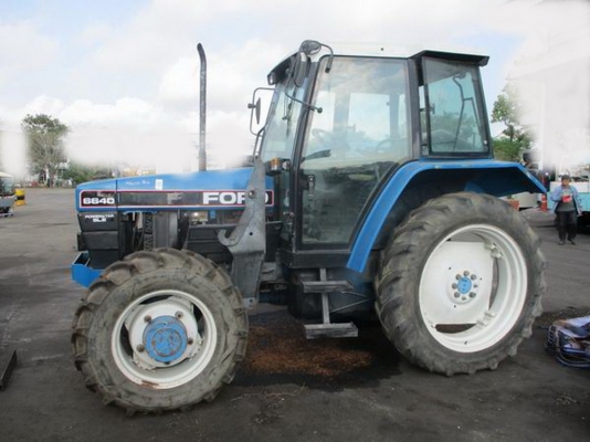 ขาย Ford 6640 2เพลา เพลาคาราโล่ เก่านอก โทร. 084-5424150 เน้นโทรคับ id line: rapinzat ขาย Ford 6640 2เพลา เพลาคาราโล่ เก่านอก โทร. 084-5424150 เน้นโทรคับ id line: rapinzat