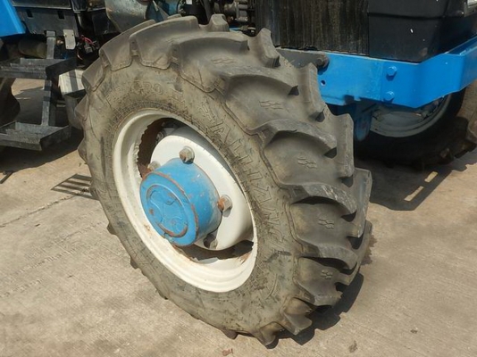 ขาย Ford 6640 2เพลา เพลาคาราโล่ เก่านอก โทร. 084-5424150 เน้นโทรคับ id line: rapinzat ขาย Ford 6640 2เพลา เพลาคาราโล่ เก่านอก โทร. 084-5424150 เน้นโทรคับ id line: rapinzat