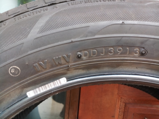 ยางบริดสโตน ขอบ 195/60R16 ปี 13