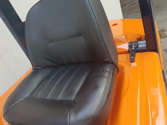 ขายรถโฟล์คลิฟท์ งาเท Toyota 5FD25 มือสอง นำเข้าจากญี่ปุ่น พร้อมใช้งาน