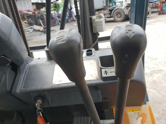ขายรถโฟล์คลิฟท์ Toyota 7FD10 นำเข้าจากญี่ปุ่น สภาพเดิมๆ เครื่องสวย ใช้งานน้อย ขายรถโฟล์คลิฟท์ Toyota 7FD10 นำเข้าจากญี่ปุ่น สภาพเดิมๆ เครื่องสวย ใช้งานน้อย