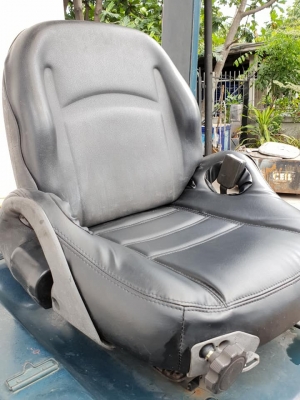 ขายรถโฟล์คลิฟท์ Toyota 7FD10 นำเข้าจากญี่ปุ่น สภาพเดิมๆ เครื่องสวย ใช้งานน้อย ขายรถโฟล์คลิฟท์ Toyota 7FD10 นำเข้าจากญี่ปุ่น สภาพเดิมๆ เครื่องสวย ใช้งานน้อย