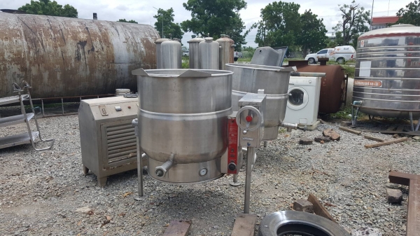 หม้อต้มสองชั้น สแตนเลส ขนาด 300 ลิตรสวยๆ หม้อต้มสองชั้น สแตนเลส ขนาด 300 ลิตรสวยๆ