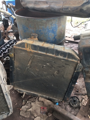 หม้อน้ำรถบรรทุกใบละ3600มี3ใบ 0816278866