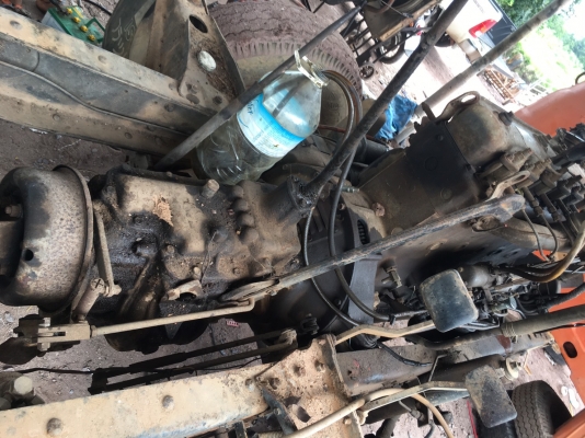 ขายเครื่องอีชูชุDA120พร้อมเกียร์ 20000บาทเครื่องดี 0816278866