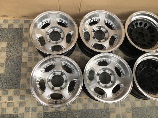 ล้อขอบ15กว้าง8&rdquo; ออฟเซต5  6รู กระบะทั่วไป