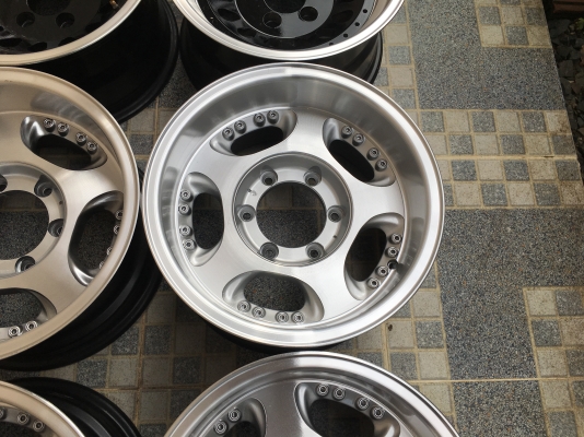 ล้อขอบ15กว้าง8&rdquo; ออฟเซต5  6รู กระบะทั่วไป