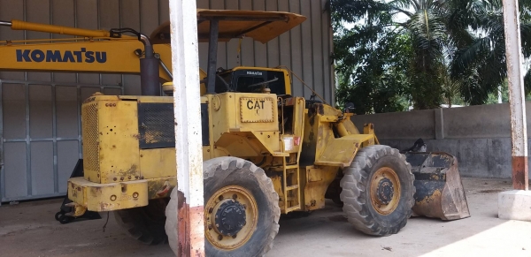 ขายรถตักล้อยางCAT920 เอวอ่อน2เพลาดิสเบรค เอกสารเล่มทะเบียนราคา 350,000 ขายรถตักล้อยางCAT920 เอวอ่อน2เพลาดิสเบรค เอกสารเล่มทะเบียนราคา 350,000