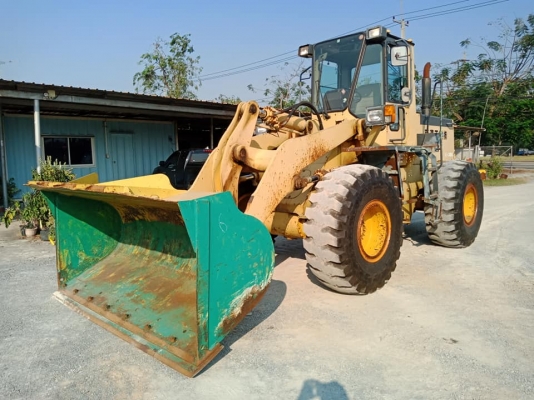 ขาย KOMATSU WA300-1 ซีเรียล 31,xxx นำเข้าจากญี่ปุ่น โทร&bull;090-986-2521 อ๊อบ