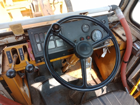 รถญี่ปุ่นเกรดA ขายถูก KOMATSU 510 กรองเดี่ยว ซีเรียลสูง นำเข้าจากญี่ปุ่น โทร.090-986-2521 อ๊อบ