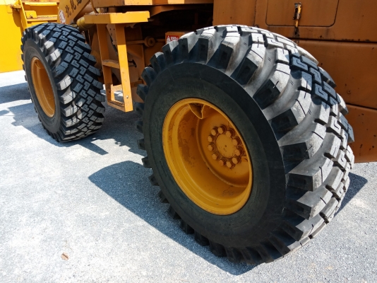 รถญี่ปุ่นเกรดA ขายถูก KOMATSU 510 กรองเดี่ยว ซีเรียลสูง นำเข้าจากญี่ปุ่น โทร.090-986-2521 อ๊อบ