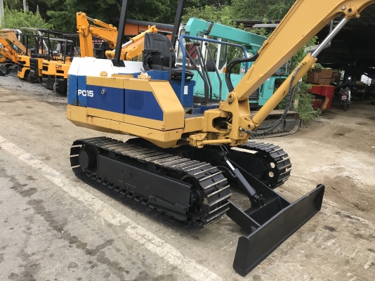 komatsu pc15 สภาพดีเก่าญี่ปุ่น มีใบอินวอยไม่เคยใช้ในไทย komatsu pc15 สภาพดีเก่าญี่ปุ่น มีใบอินวอยไม่เคยใช้ในไทย