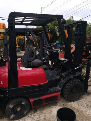 รถยกฟอร์คลิฟต์ รถยกฟอร์คลิฟต์