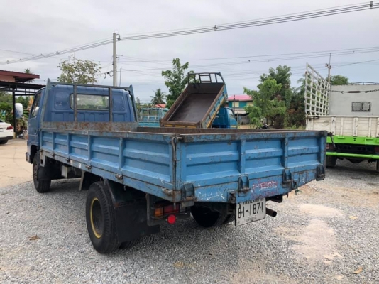 ขายครับ รถบรรทุก 6 ล้อ ISUZU NPR 115 แรง กระบะ 4.3 เมตร รถสวยพร้อมใช้ ขายครับ รถบรรทุก 6 ล้อ ISUZU NPR 115 แรง กระบะ 4.3 เมตร รถสวยพร้อมใช้