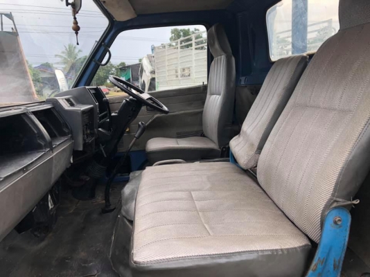 ขายครับ รถบรรทุก 6 ล้อ ISUZU NPR 115 แรง กระบะ 4.3 เมตร รถสวยพร้อมใช้