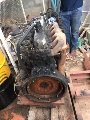 ขายเครื่องHO7C 180แรงปั้มลม มีใบคลุม 65000บาท 0816278866