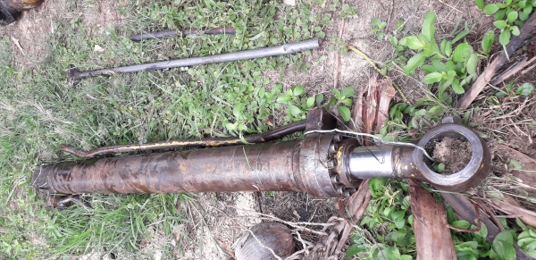 ขายครับอะไหล่ โกเบลโก้ SK200 มาร์คที มาร์คทู