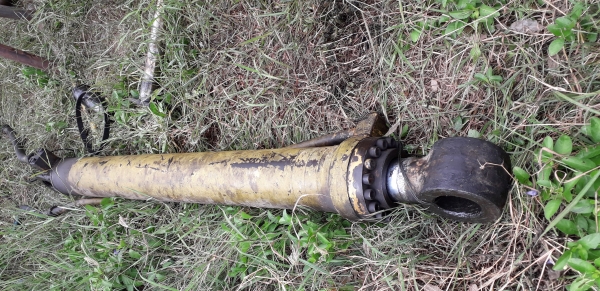 ขายครับอะไหล่ โกเบลโก้ SK200 มาร์คที มาร์คทู