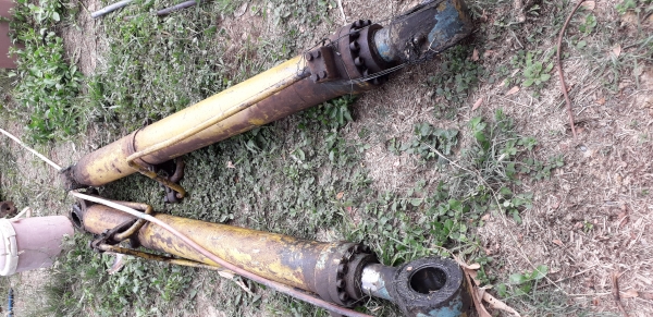 ขายครับอะไหล่ โกเบลโก้ SK200 มาร์คที มาร์คทู