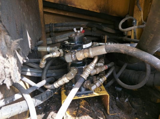 ขาย KOMATSU PC200-8 ทำงาน9900ชม.มีระบบหัวกระแทกเอกสารเล่มทะเบียนไฟเต็มราคา1,300,000