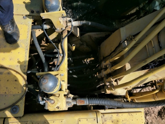 ขาย KOMATSU PC200-8 ทำงาน9900ชม.มีระบบหัวกระแทกเอกสารเล่มทะเบียนไฟเต็มราคา1,300,000