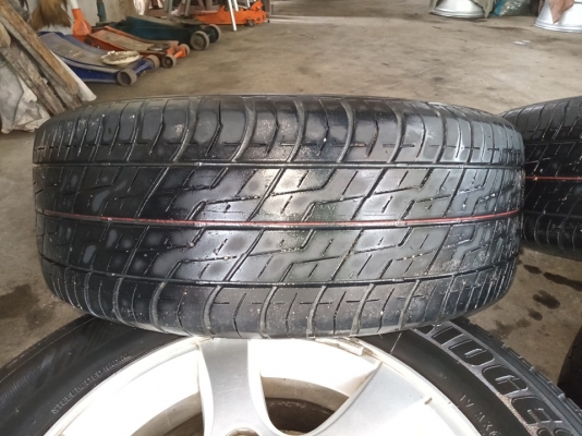 ล้อขอบ15ยางบริสโตน215/65/15 ปี16ดอกยางเหลือ