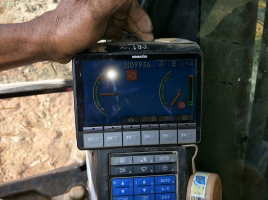 มีVDO KOMATSU PC200-8 เอกสารเล่มทะเบียนไฟเต็มมีระบบหัวกระแทกราคา 1,300,000