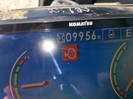มีVDO KOMATSU PC200-8 เอกสารเล่มทะเบียนไฟเต็มมีระบบหัวกระแทกราคา 1,300,000