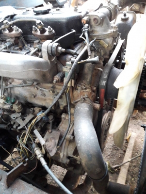 เครื่อง ISUZU 4BE1 สวยๆแน่นๆครับ