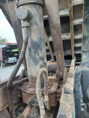 ขาย กระบอกดั้มแม่ปั้มดั้ม แกน100 กระบอกดั้ม15ตัน 39000 บาท