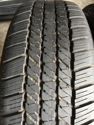 ล้อรีโว้ร๊อคโค่ ขอบ18 สีทูโทนดำหน้าเงา+บริสโตน265/60/18ปี19 ถอดป้ายแดงวิ่ง300โล ชุด28500บ.โทร0879050181